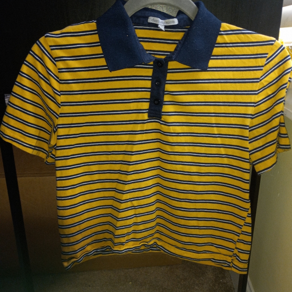 Charlotte Russe Yellow Cropped Short Sleeve Shirt